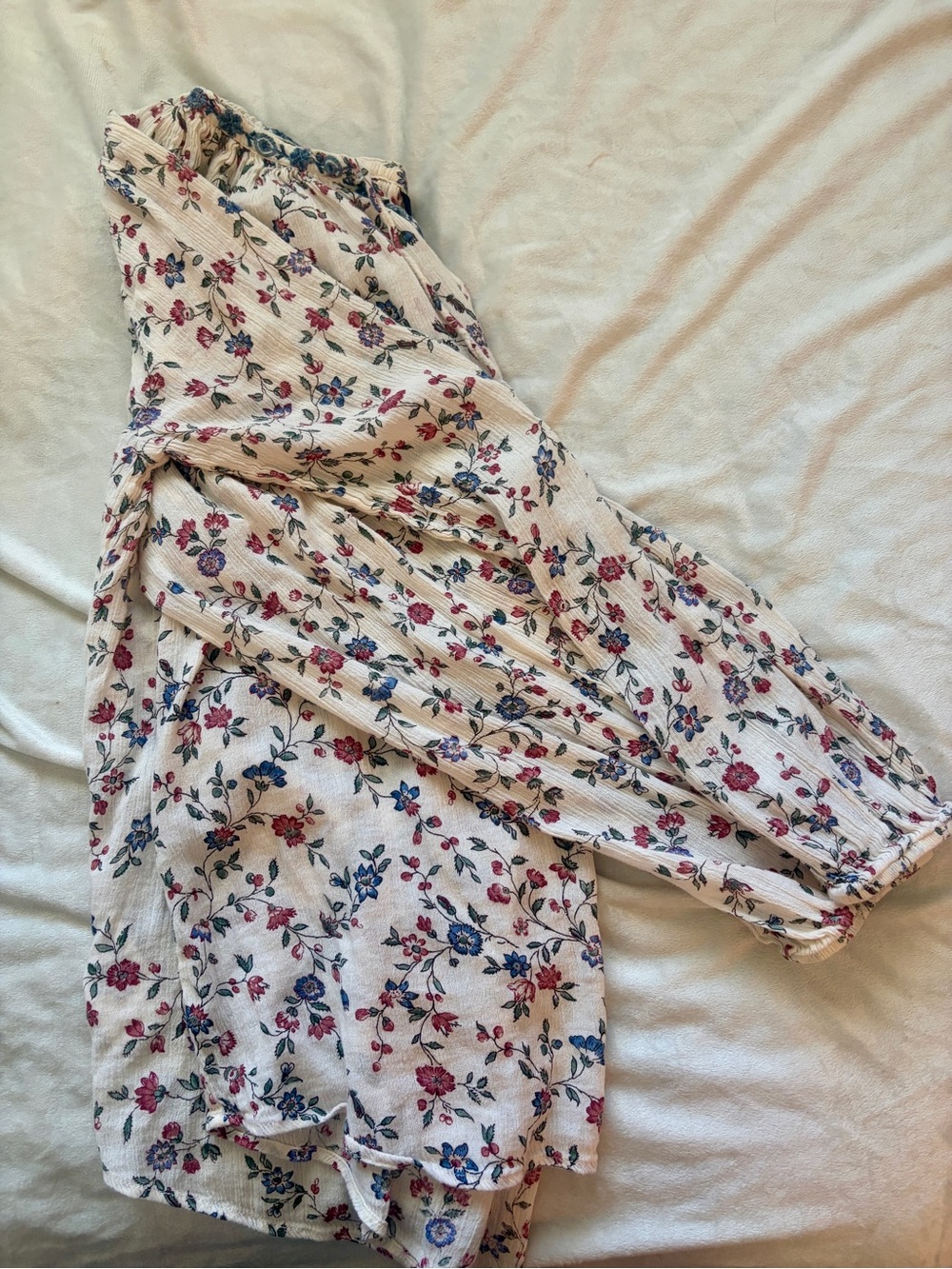 Chaps Cream Floral Peasant Blouse with Blue Trim - Picture 7 of 7